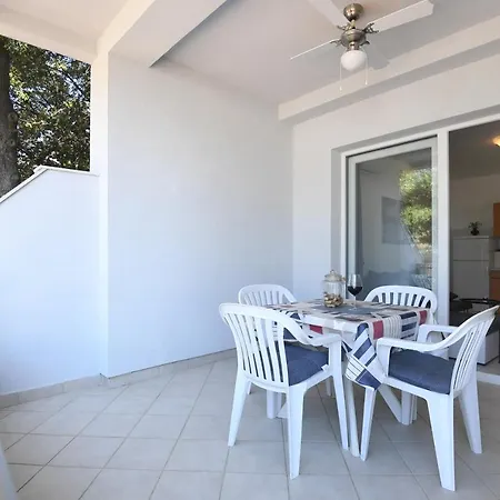 Maris Apartments, Apartament Petrčane