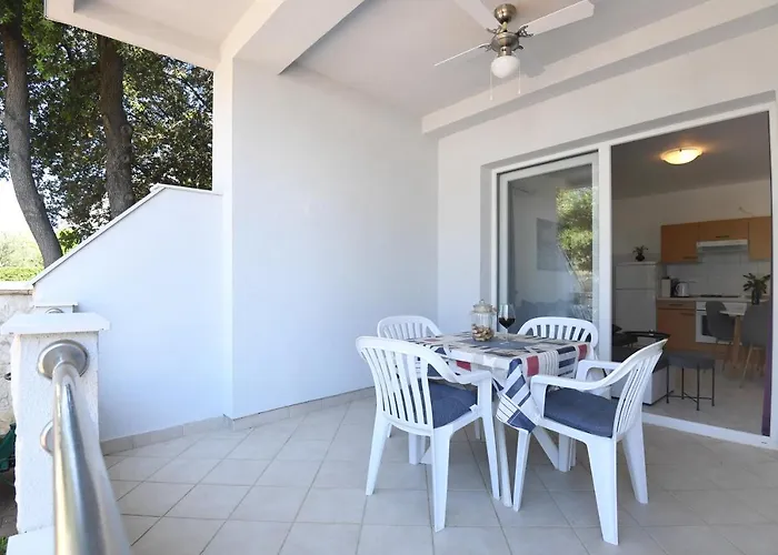 Maris Apartments, Apartament Petrčane