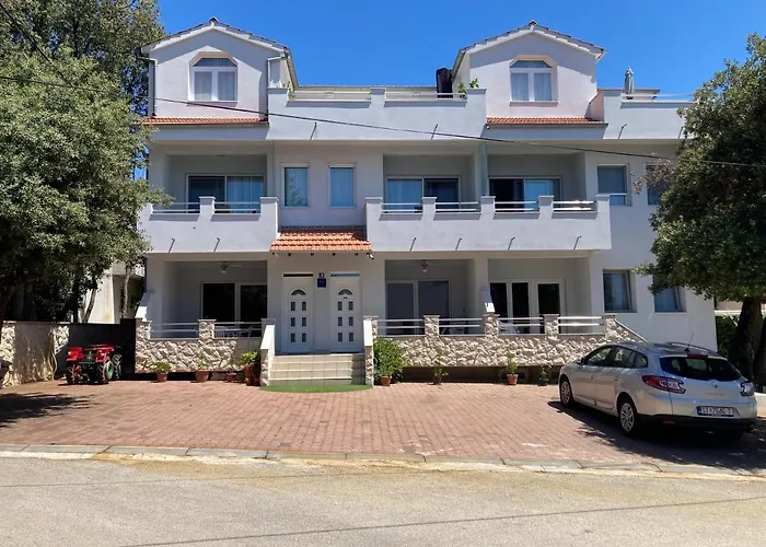 Апартаменты Maris Apartments,
