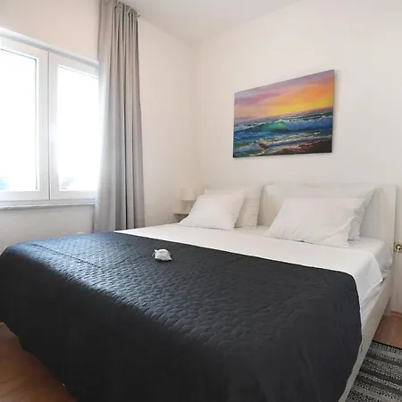 公寓 Maris Apartments,
