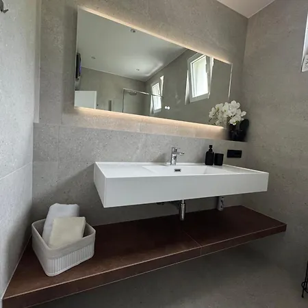 Maris Apartments, Apartamento *