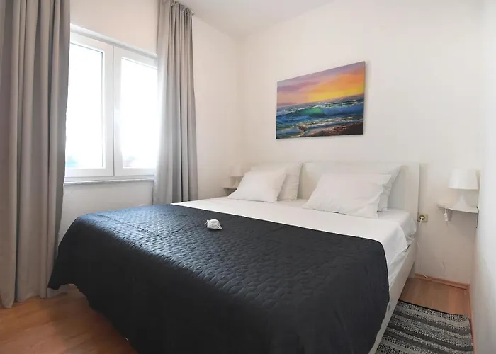 شقة Maris Apartments,